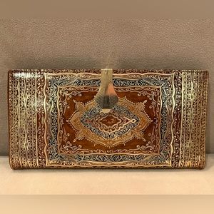 Genuine Italian Leather - decorative wallet - gold closure